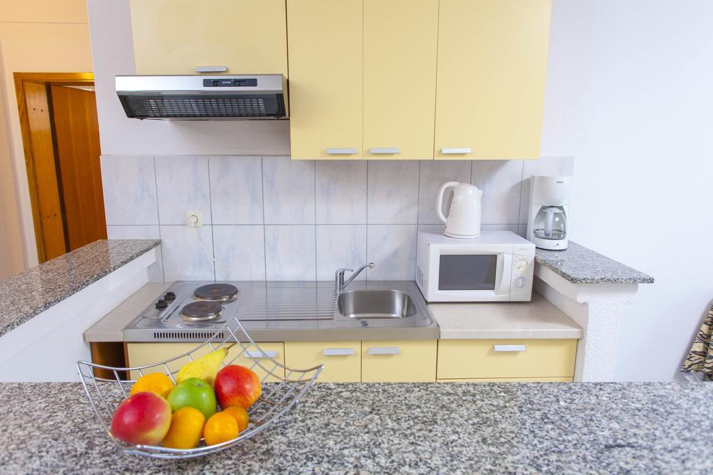 Apartments Villa Jukic Makarska Habitación foto